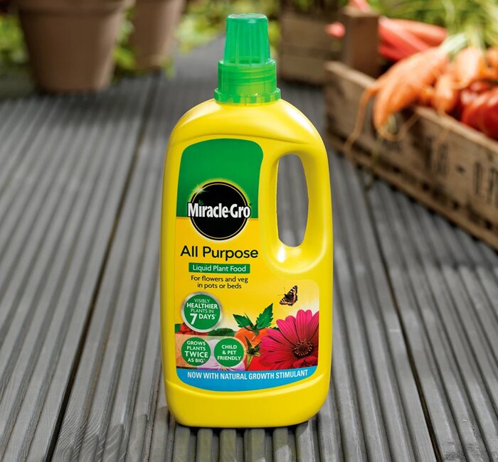 Garden Care - Miracle-Gro Liquid Plant Food 800ml